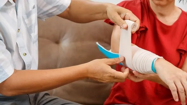 Elbow Dislocation Treatment and Recovery