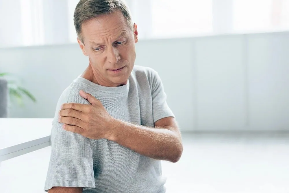 Dislocated Shoulder: Comprehensive Treatment and Rehabilitation at Palm Wellness Center